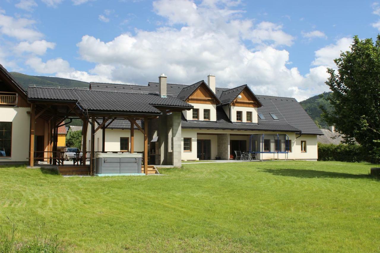 Apartmany Лоучна-над-Десноу Экстерьер фото
